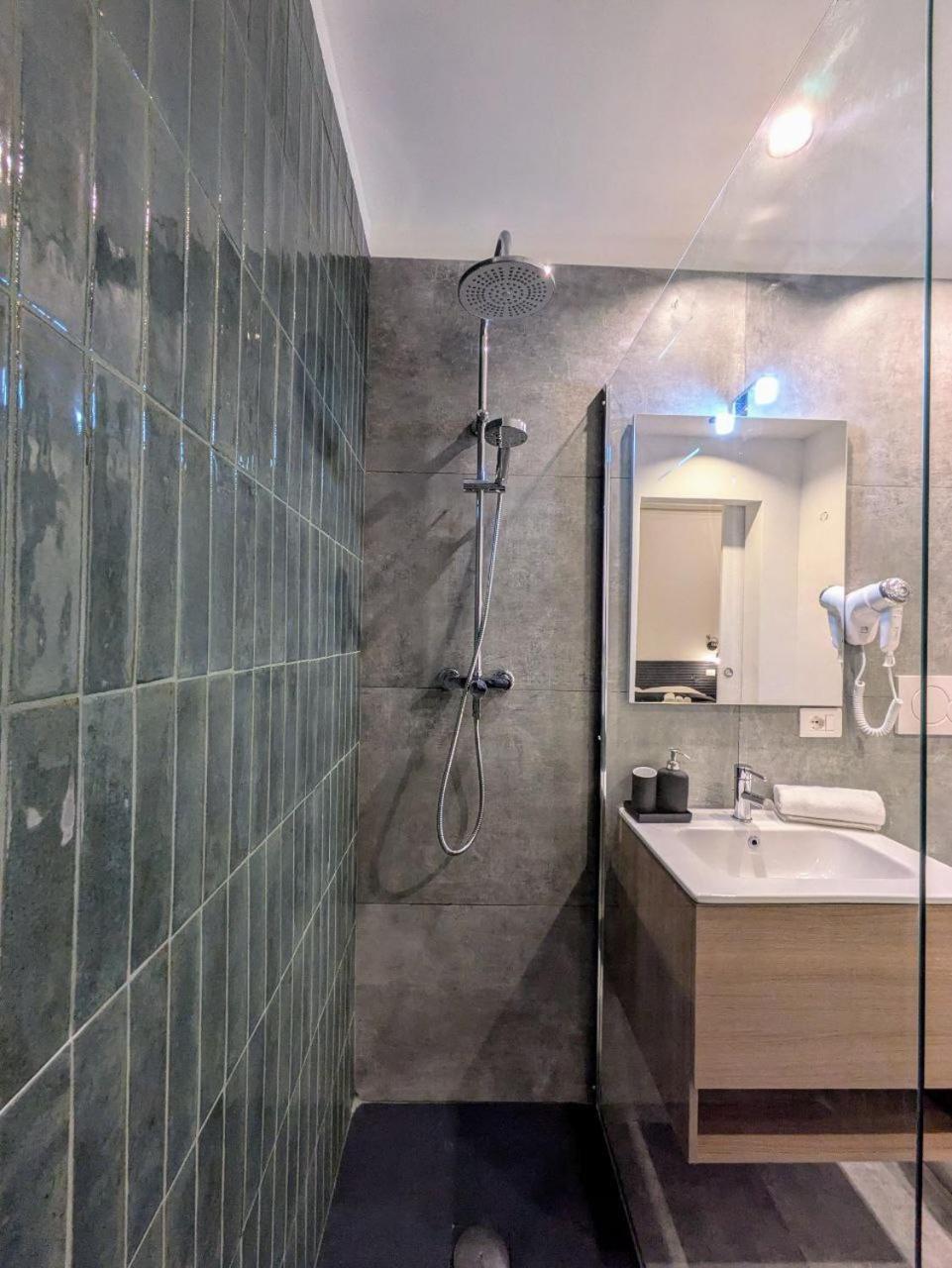 Majorana'S Labsuites Catania Bagian luar foto