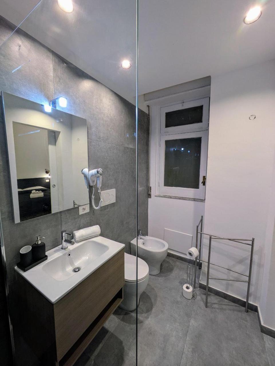 Majorana'S Labsuites Catania Bagian luar foto